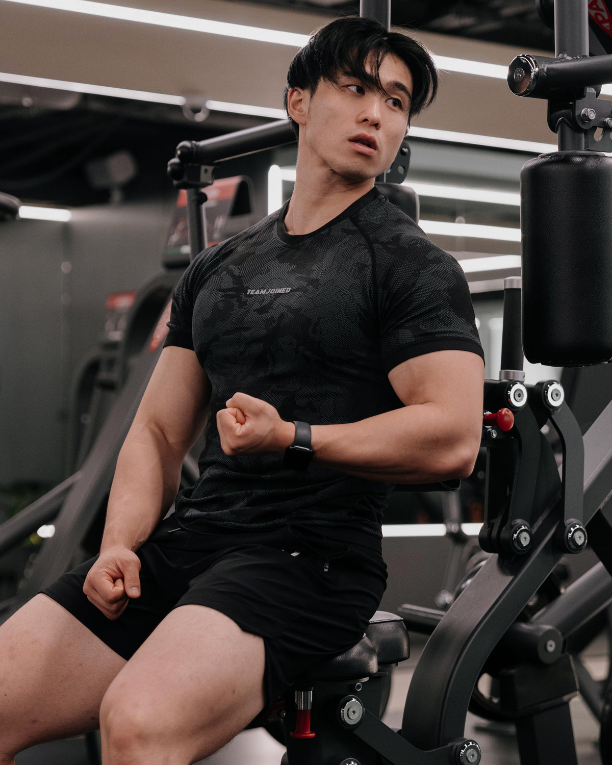 Camo Seamless Form-Fit Top