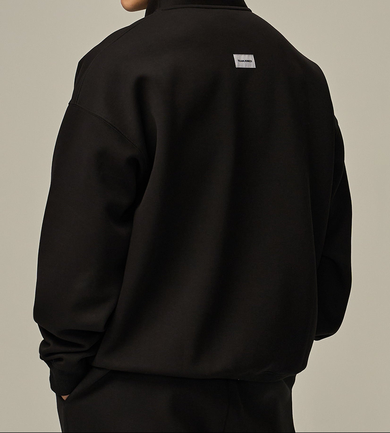 color_Black