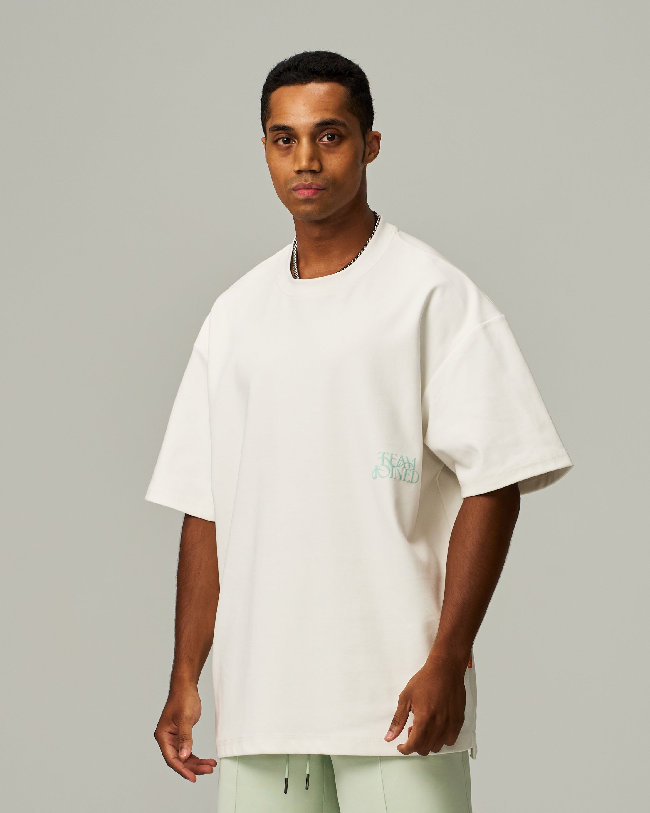 color_Teal Blue/White