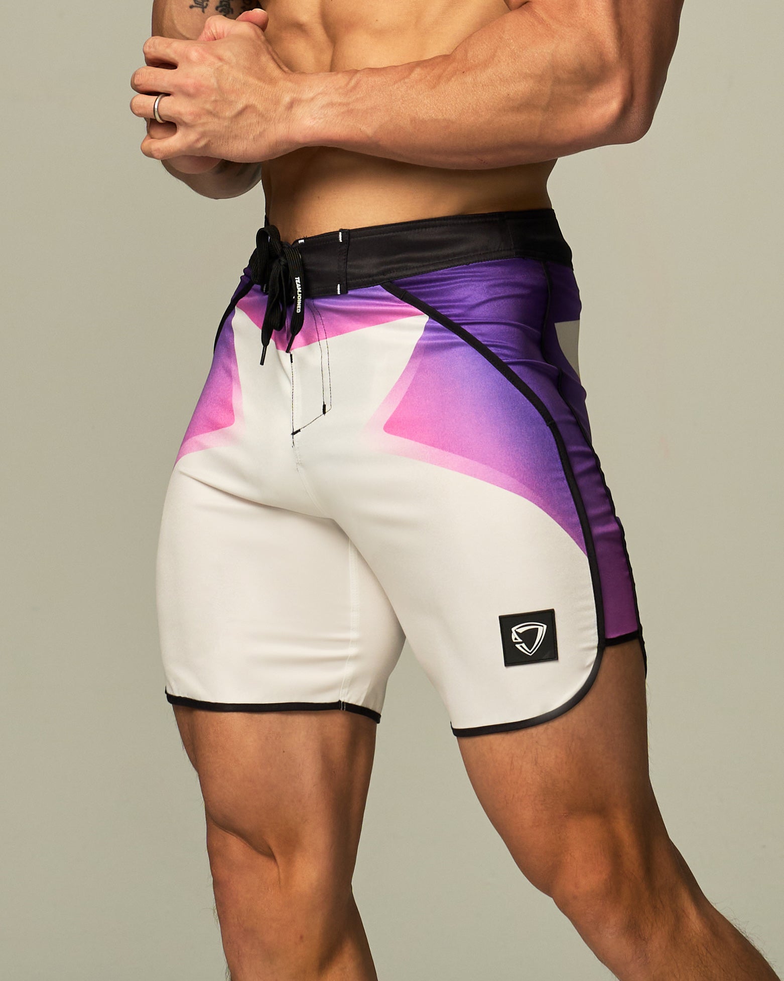 color_Purple / Black