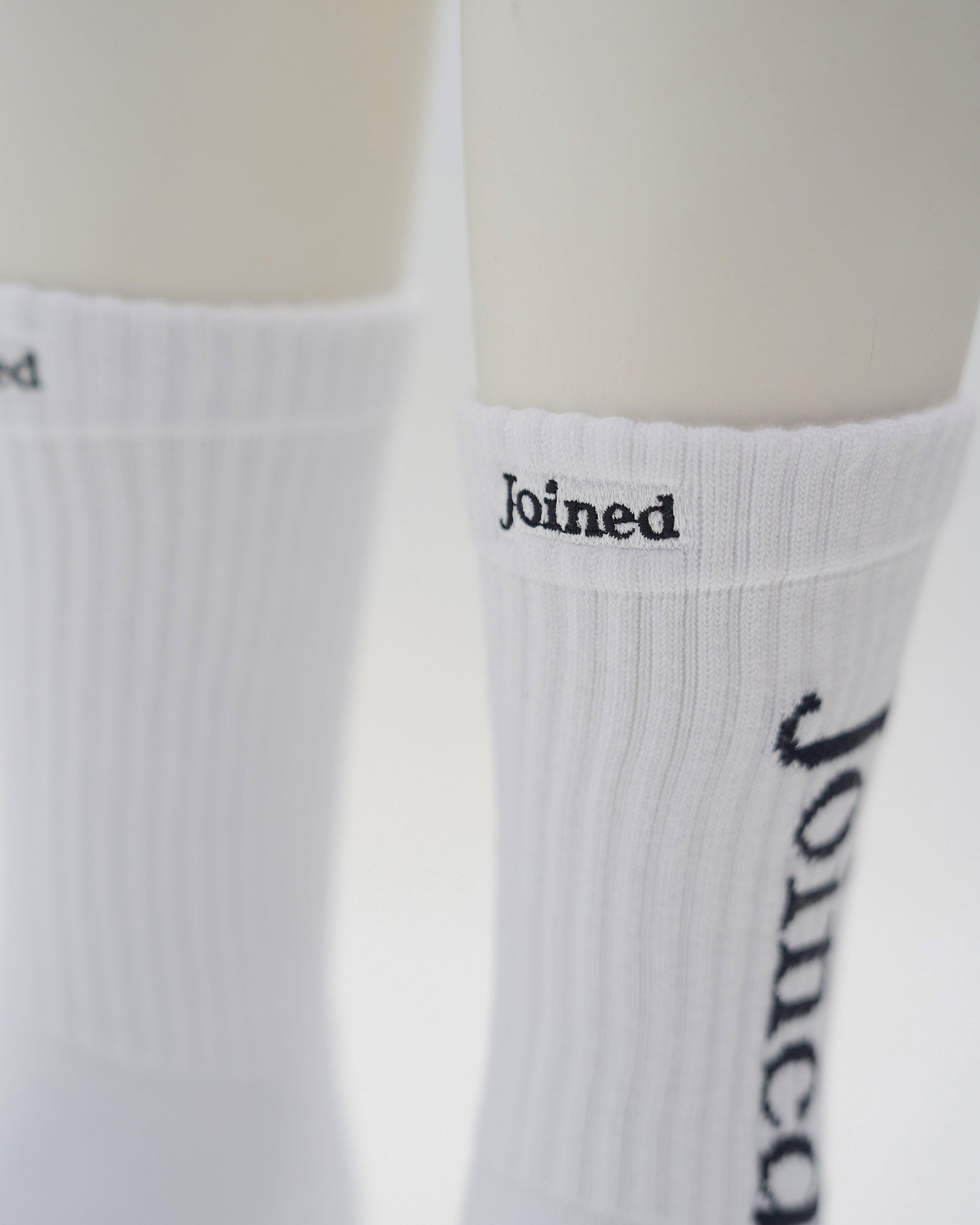 Font Crew Socks