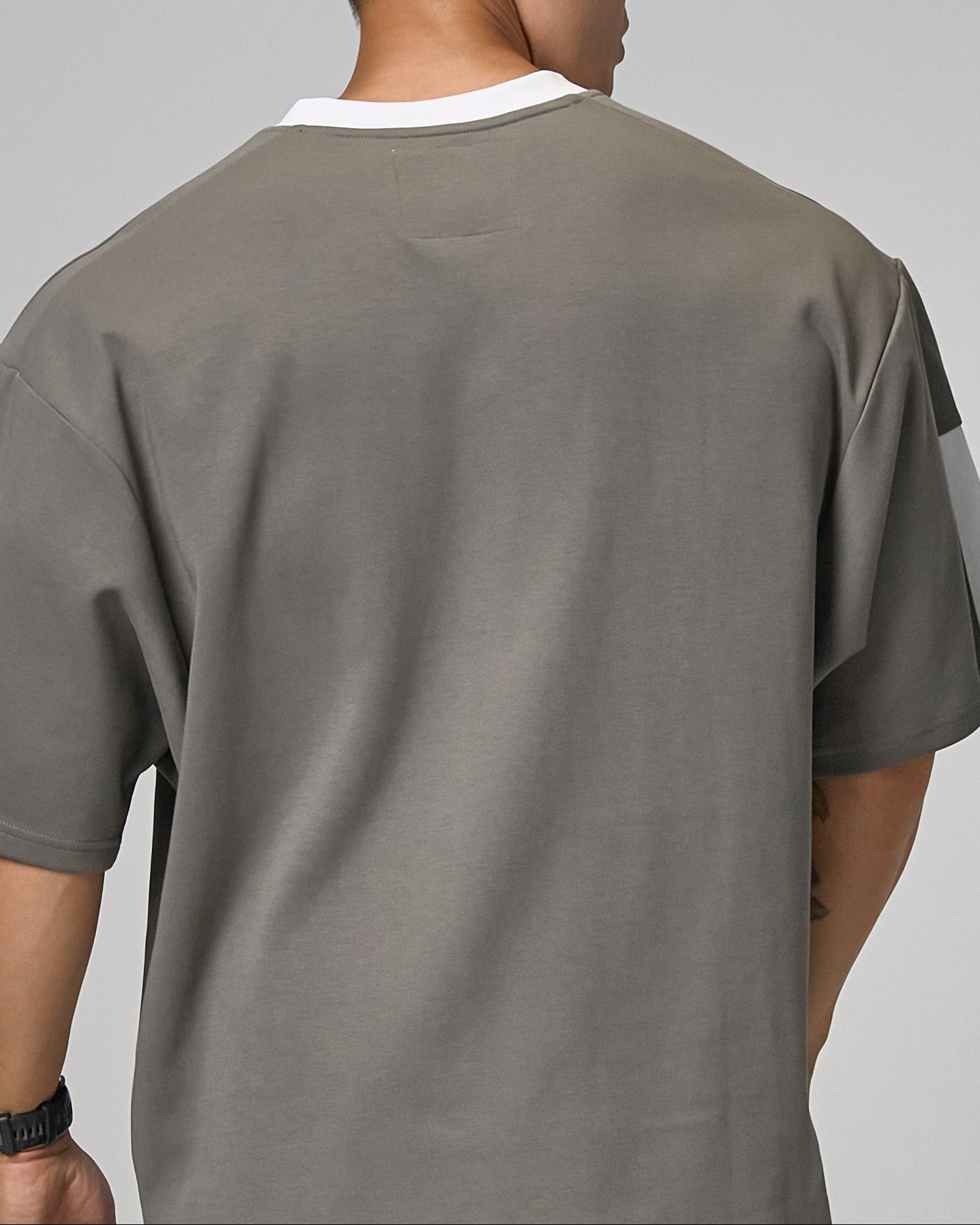 color_White/Concrete Gray