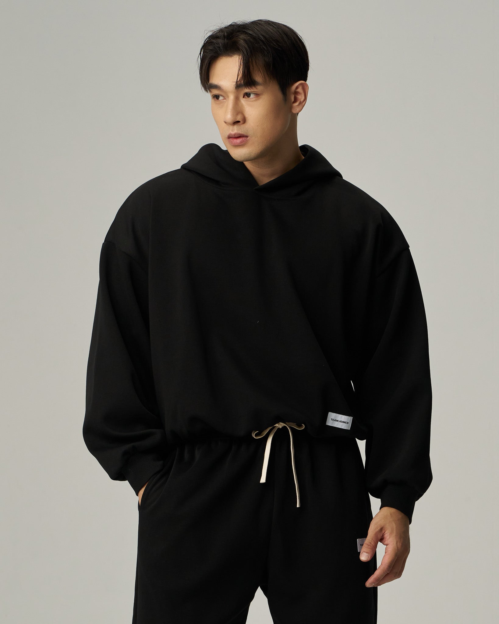 color_Black