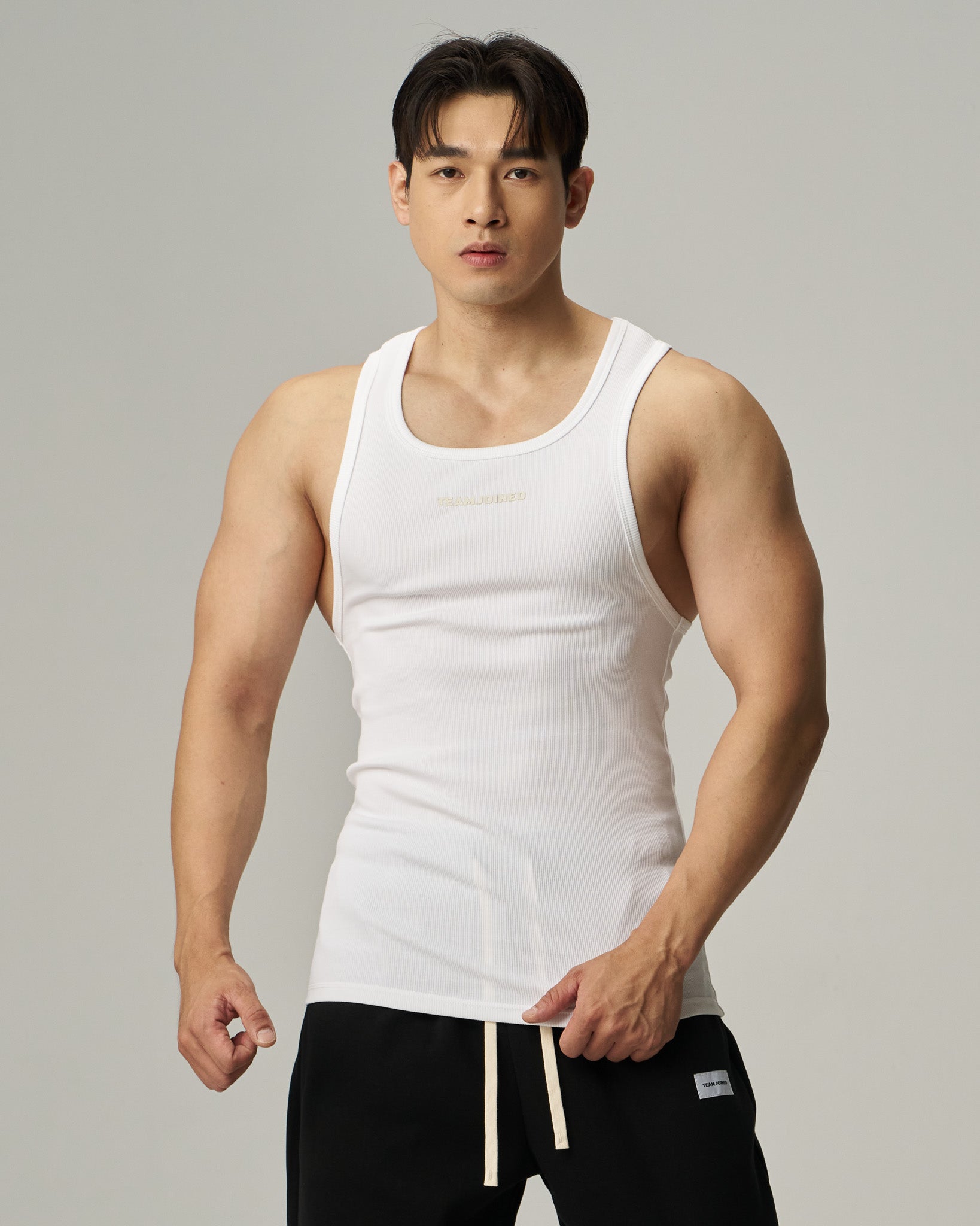 color_White