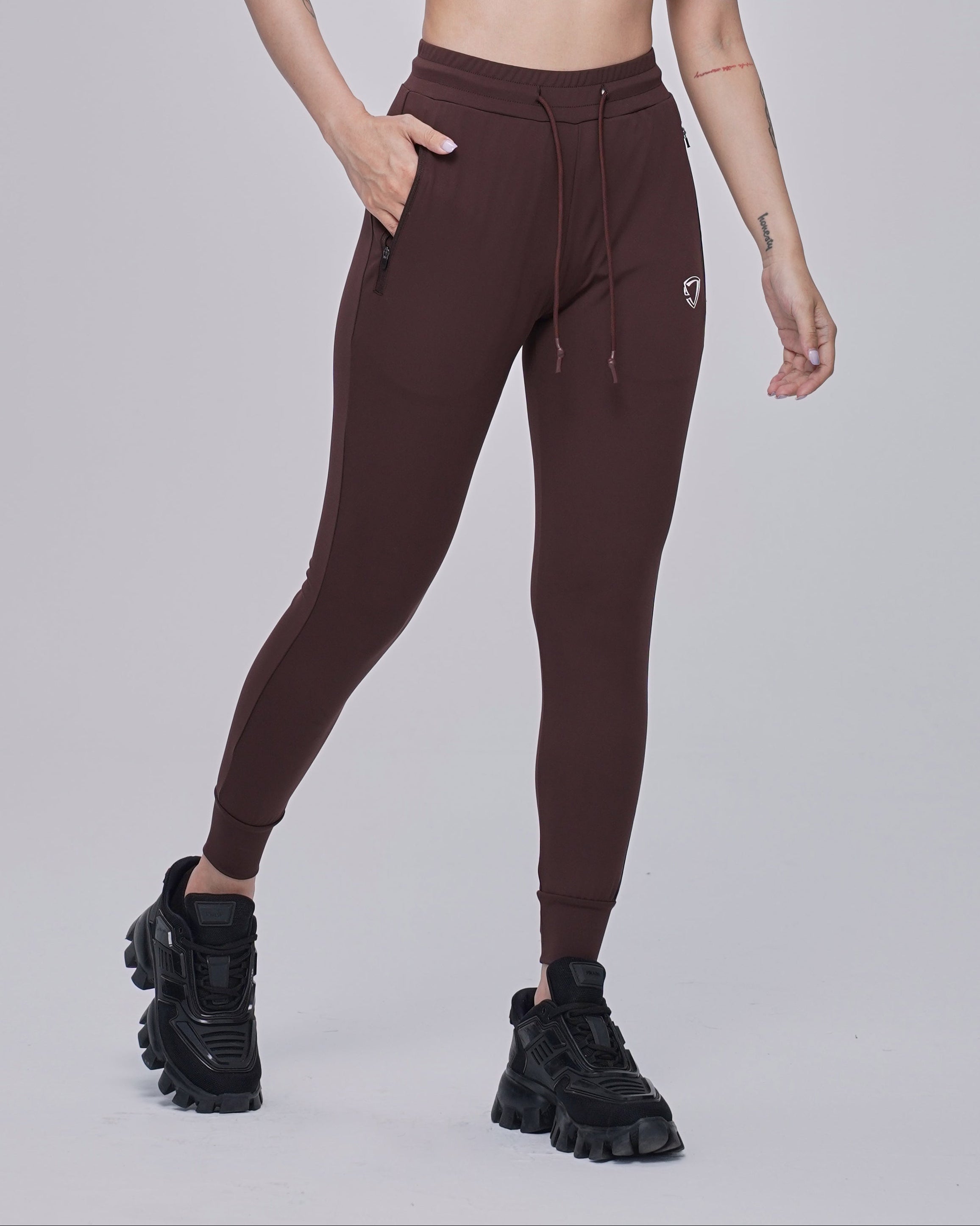 color_brown